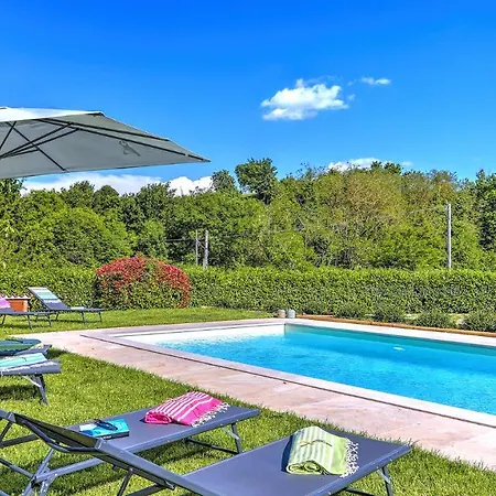 Villa Casale Olivella 6+2 *